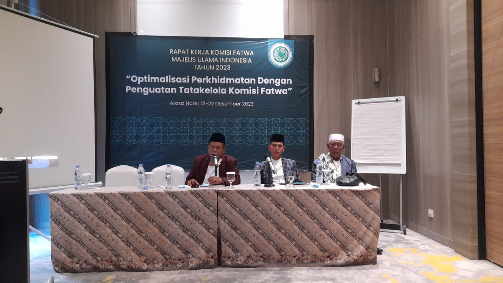 Buka Raker Komisi Fatwa 2024, Kiai Marsudi Dorong Fatwa MUI Diterjemahkan ke Arab dan Inggris