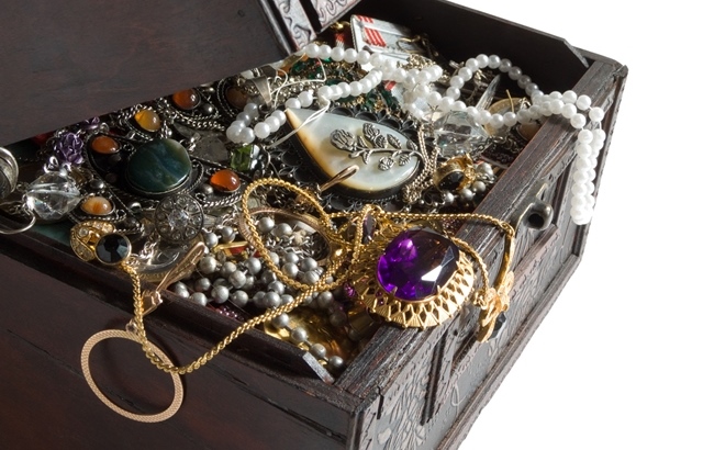 Komisi Fatwa MUI Masih Kaji Nisab Zakat Pendapatan Versi Baznas