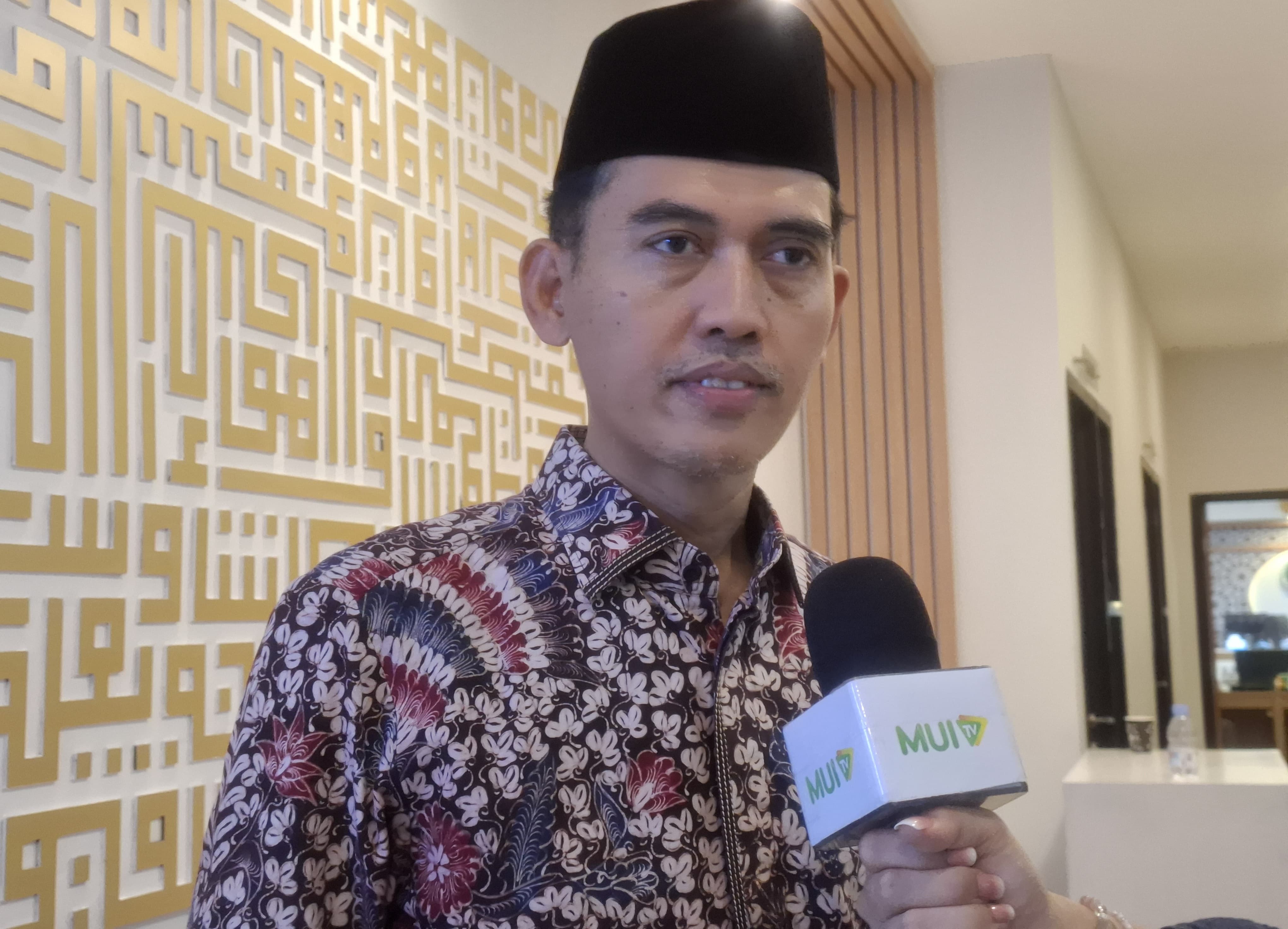 Prof Niam: Jaminan Produk Halal Adalah Komitmen Politik Negara untuk Umat Prof Niam: Jaminan Produk Halal Adalah Komitmen Politik Negara untuk Umat
