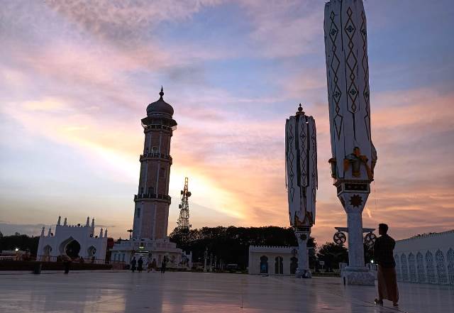 Khutbah Jumat: Hijrah, Titik Awal Kejayaan Islam Khutbah Jumat: Hijrah, Titik Awal Kejayaan Islam