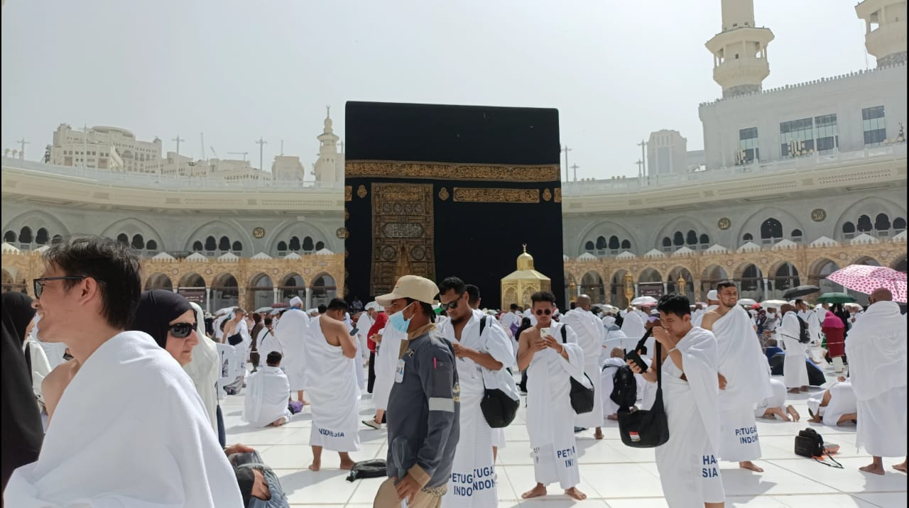 Thawaf dan Kedalaman Makna Spiritual