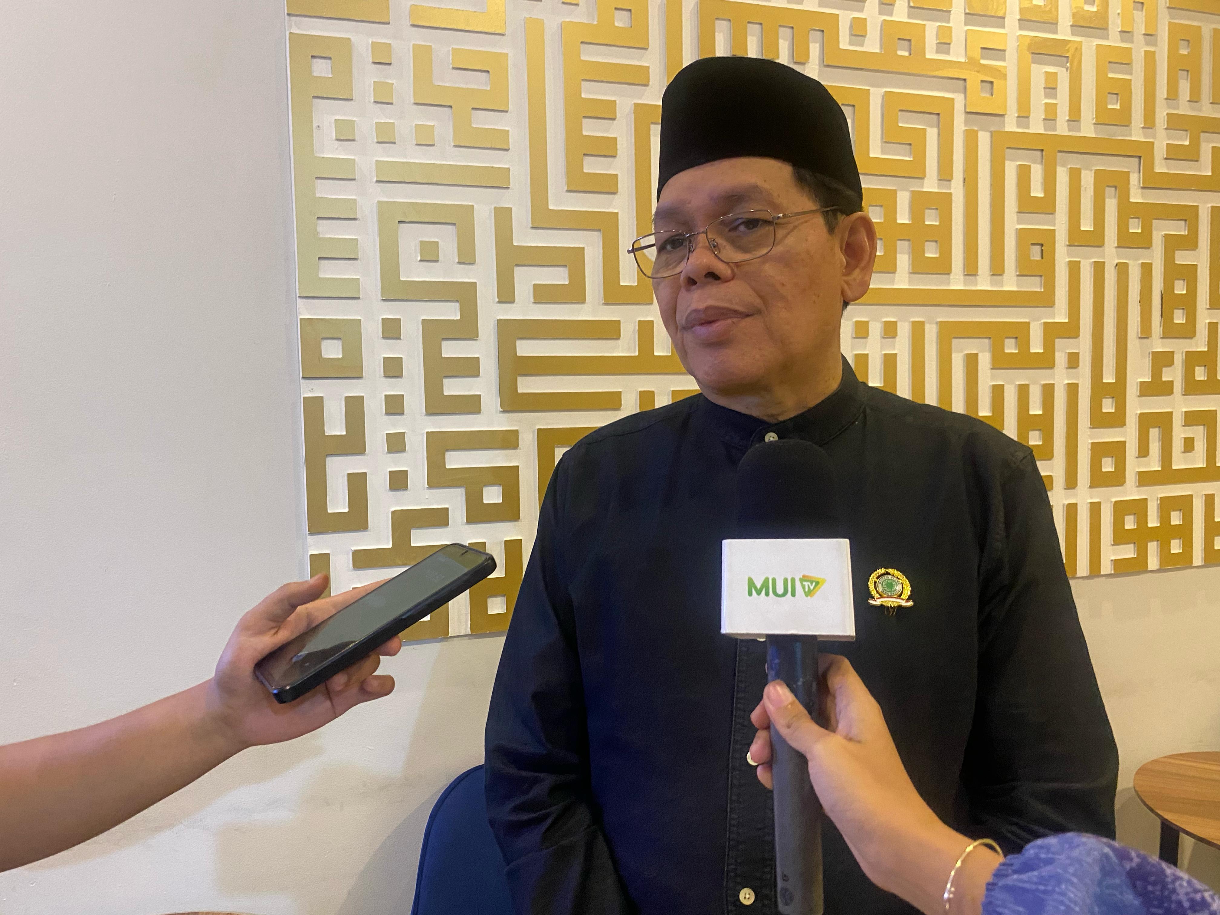 Bersama BAZNAS, MUI Kembali Gelar Beasiswa Kepada Mustahik Agar Menjadi Muzakki Bersama BAZNAS, MUI Kembali Gelar Beasiswa Kepada Mustahik Agar Menjadi Muzakki