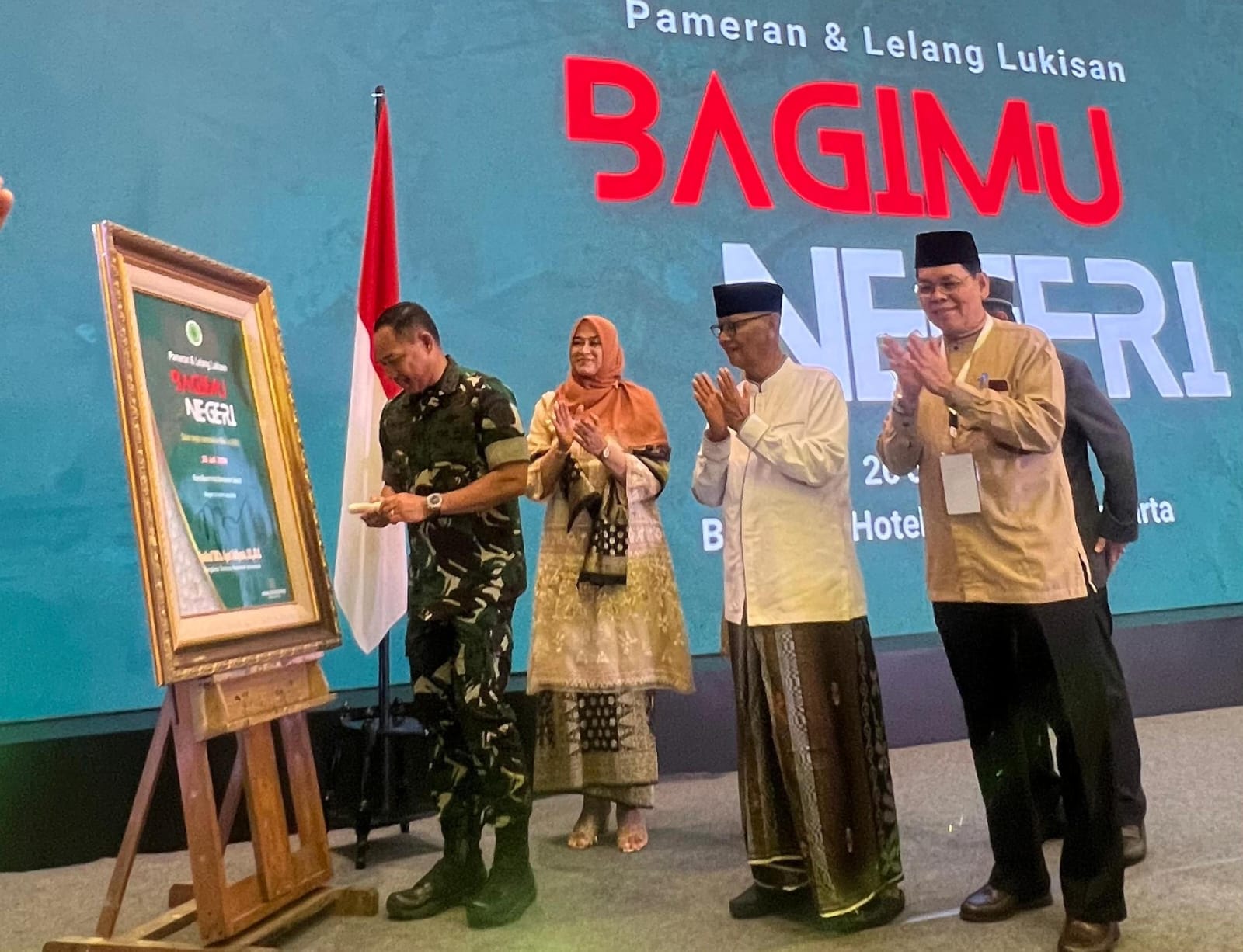 Buka Pameran Lukisan MUI, Panglima TNI Apresiasi Wujud Bakti MUI kepada Masyarakat