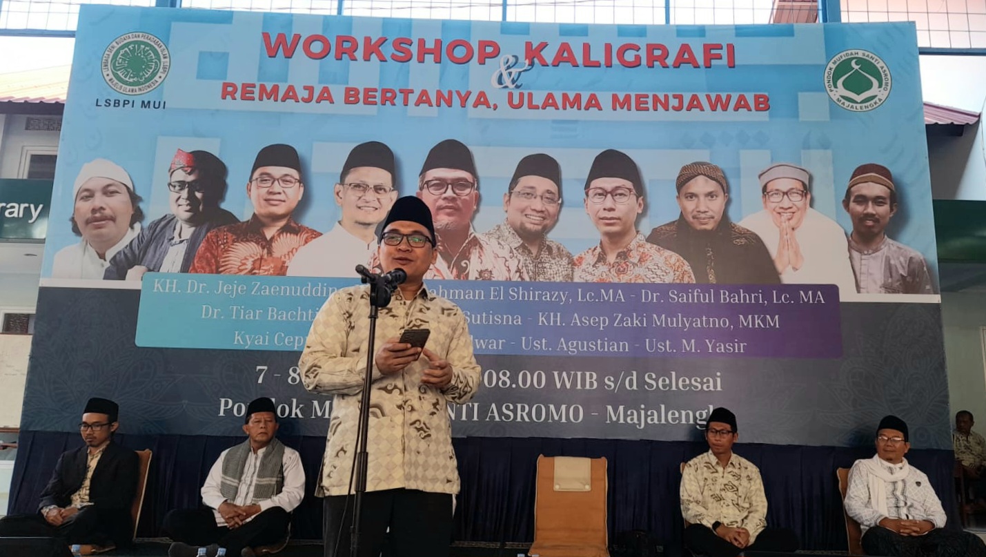 LSBPI MUI Edukasikan Seni Budaya Islam, Workshop Kaligrafi di Pesantren Santi Asromo