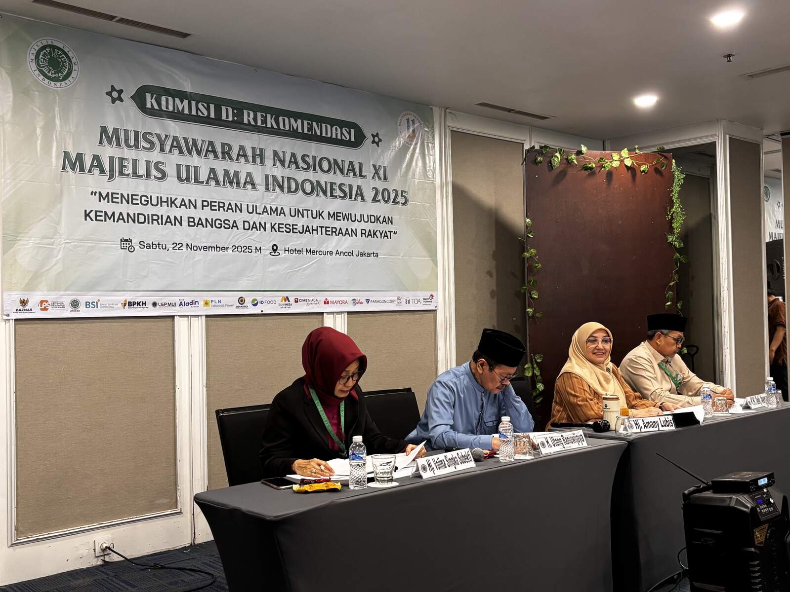 Munas XI MUI Bentuk Tim Perumus Sidang Komisi, Finalisasi Hasil Kerja Komisi-Komisi
