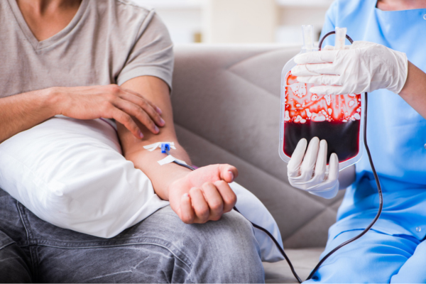 Hukum Donor Darah saat Berpuasa