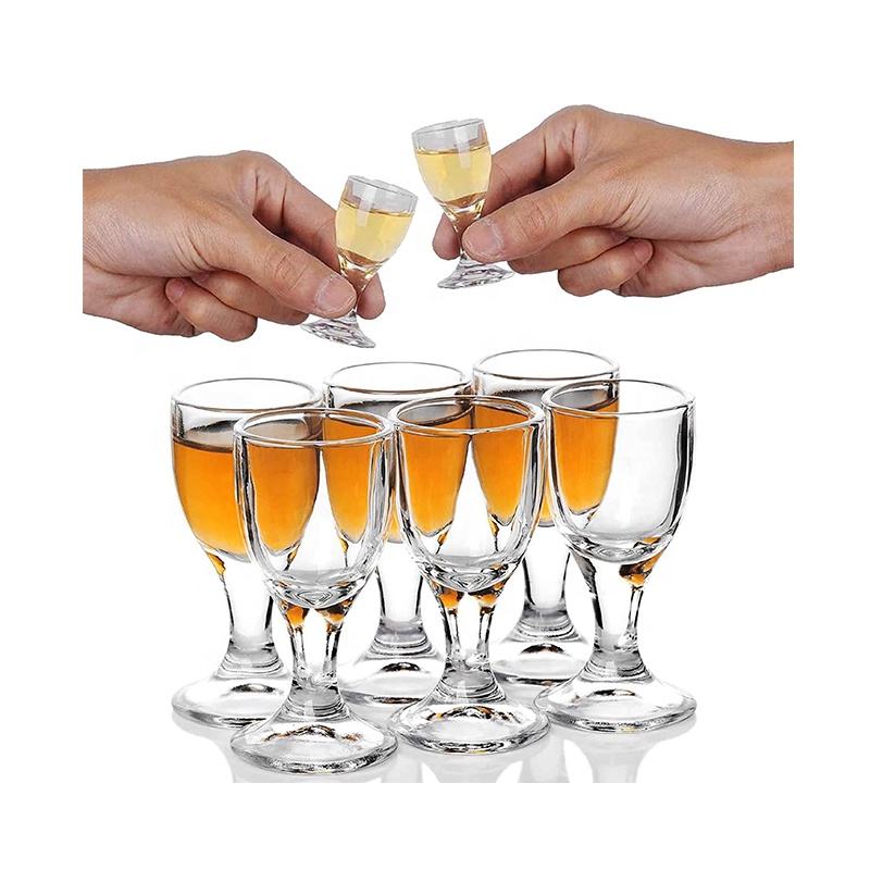 Berbuka Puasa di Hotel? Kenali Nama Minuman Beralkohol Agar Lebih Waspada