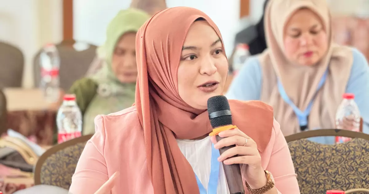 Dengar Azan Setiap Pukul 2 Pagi, Mualaf Ini Bertahan hingga Raih Gelar S2 Tanpa Dukungan Keluarga