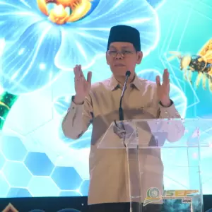 Ibu Madrasah Pertama dan Kedudukan Strategis dalam Wawasan Sekaligus Internasalisasi Nilai Halal