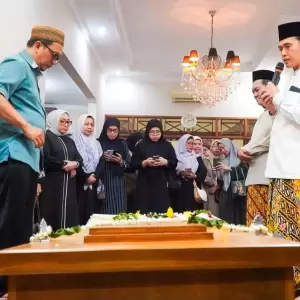 Sampaikan Duka Cita Mendalam, Prof Niam Kenang Nyai Mahcfudhoh: Pejuang Umat yang tak Kenal Lelah