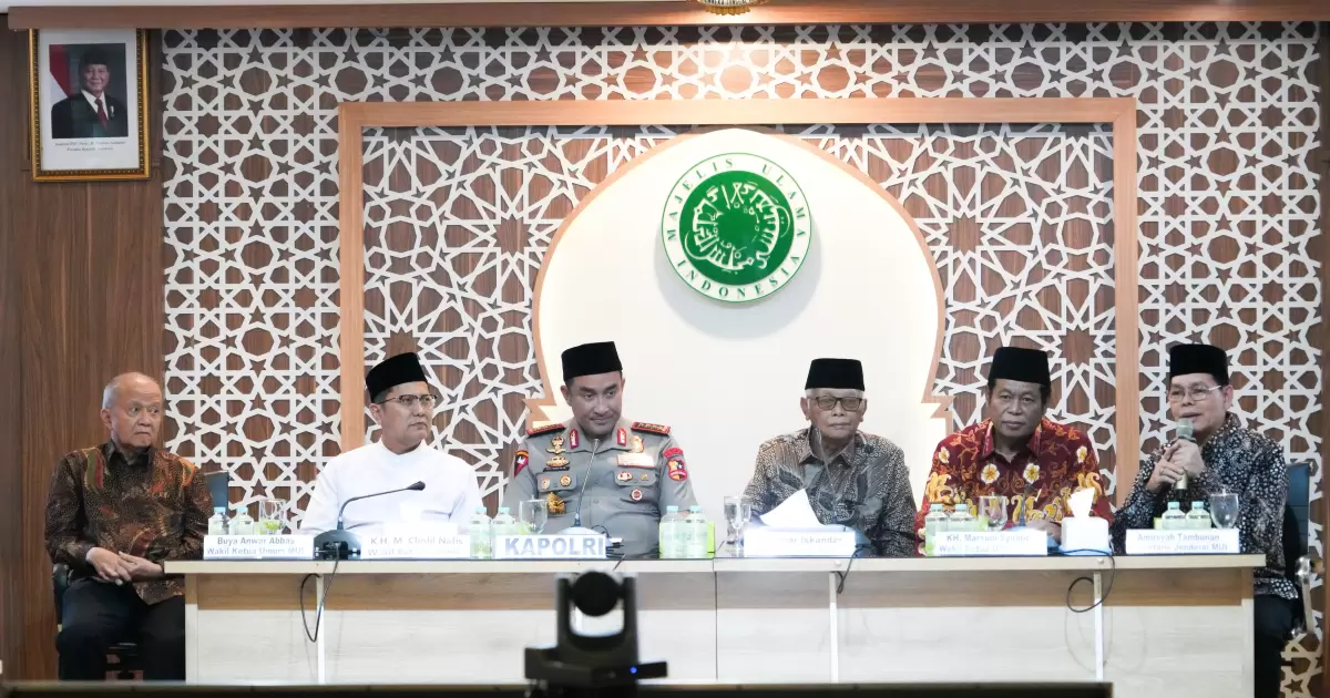 Di Hadapan Kapolri, Ketum MUI Tekankan Sinergi Kunci Kemajuan Bangsa Indonesia