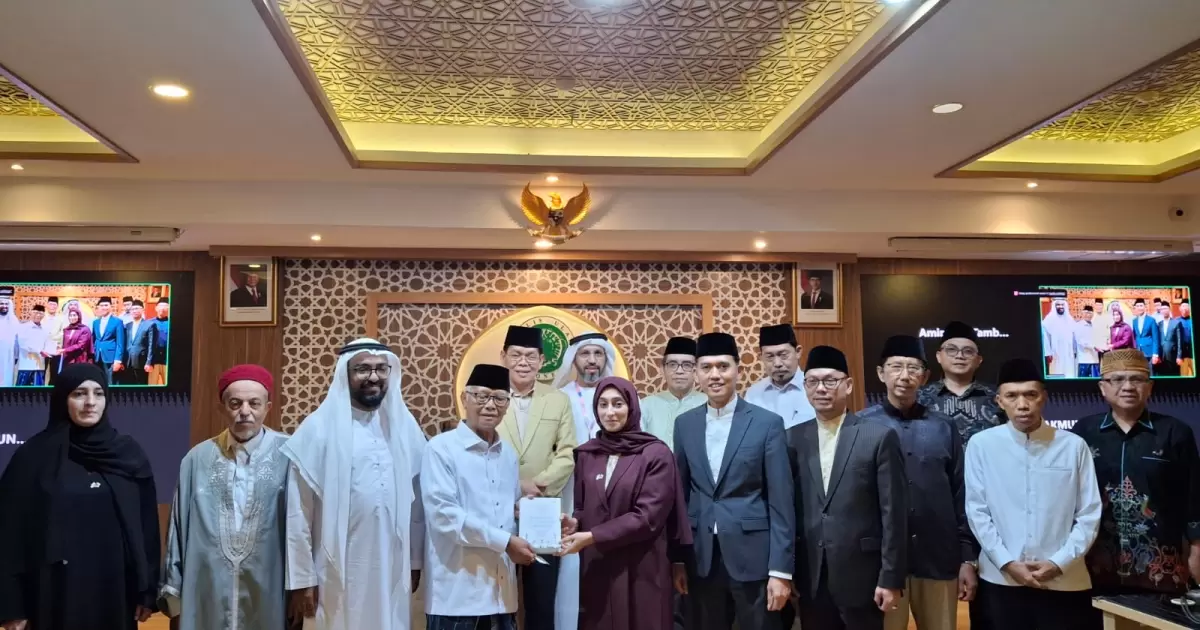Sambut Cucu Syekh Bin Bayyah, Ketum MUI Tekankan Islam Wasathiyyah dan Perdamaian Dunia