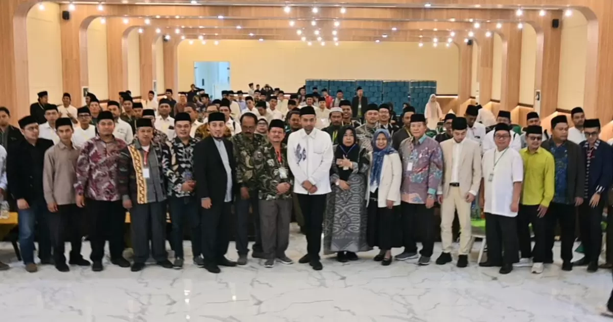 Gerakan Kemandirian Ekonomi Pesantren Mengemuka dalam Multaqa Ru'asa Al-Ma'ahid di STMIK AMIK Bandung