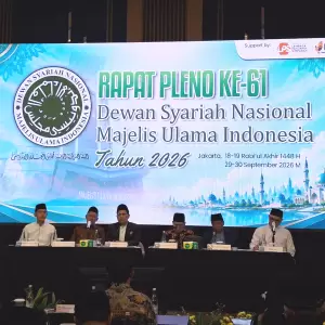 DSN MUI Bahas dan Tetapkan Pembaruan Fatwa Transaksi Emas Digital hingga Produk Rahn
