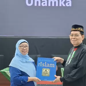Sekjen MUI Ajak Arusutamakan Islam Wasatiyah dalam Membangun Tatanan Dunia Damai