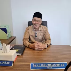 Dari Masjid Saad bin Abi Waqqash hingga Kampus Ternama Guangdong: Catatan Muhibah KH Abdul Manan di Negeri Tirai Bambu