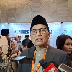 KH M Cholil Nafis