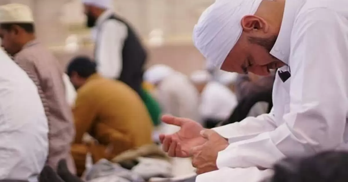 Amalan Setelah Shalat Jumat yang Besar Faedahnya