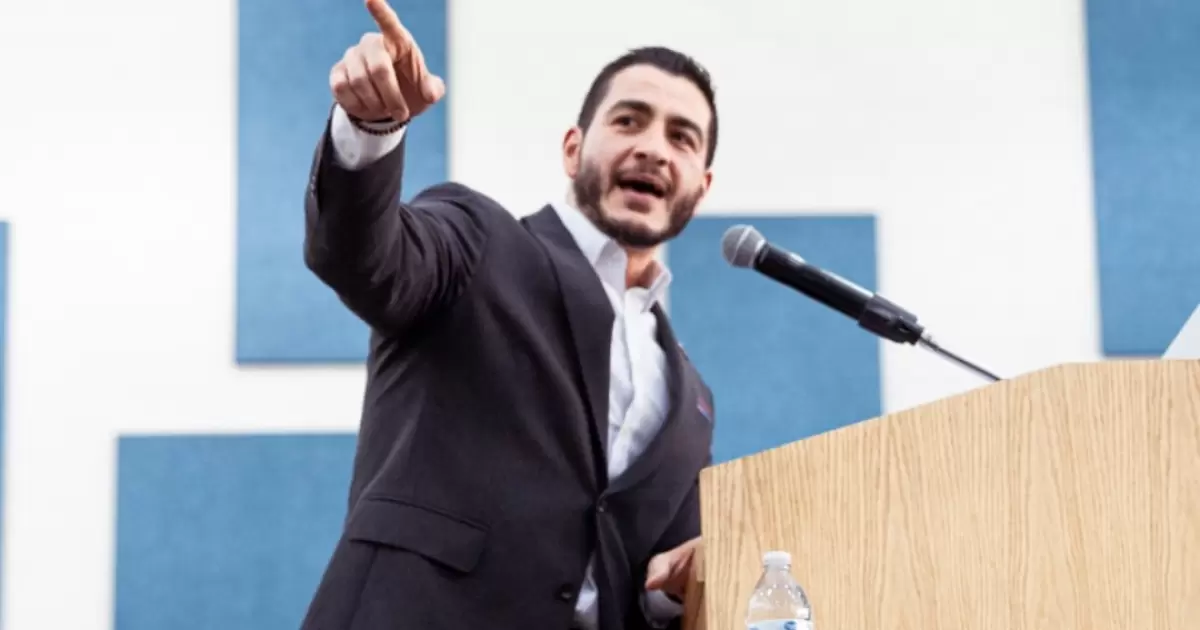Calon Senat AS Abdul El-Sayed: Menjadi Muslim dan Warga Amerika Tidak Saling Bertentangan