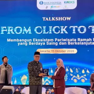 KNEKS Dorong Digitalisasi Pariwisata Ramah Muslim untuk Perkuat Ekonomi Nasional