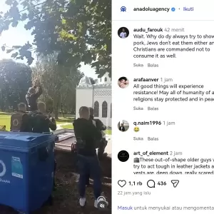 Provokasi, Geng Motor Bawa Kepala Babi Saat Muslim di Kaunas Lithuania Shalat Jumat