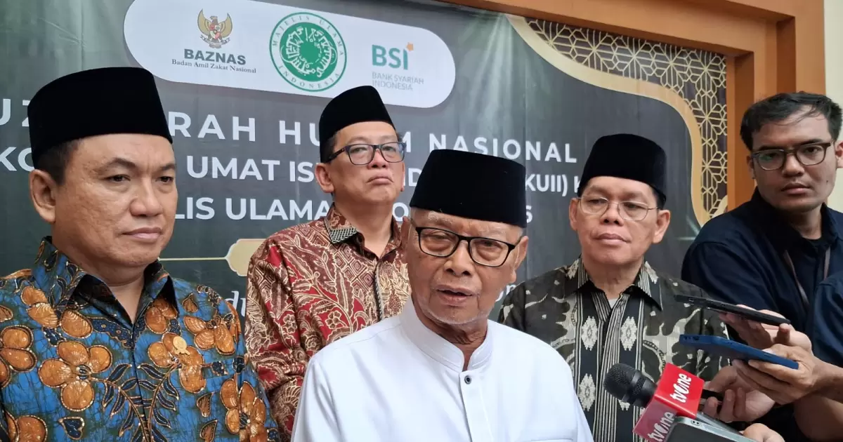 Ketum MUI KH M Anwar Iskandar