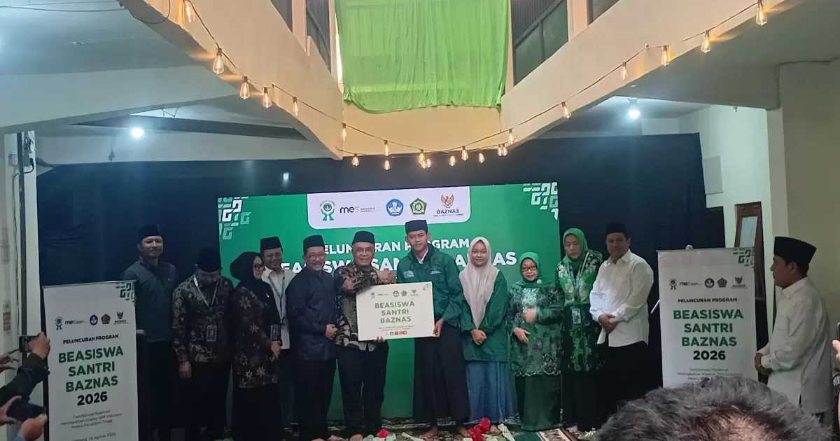 Baznas RI Luncurkan Program Beasiswa Santri di Momentum Muktamar ke-35 NU