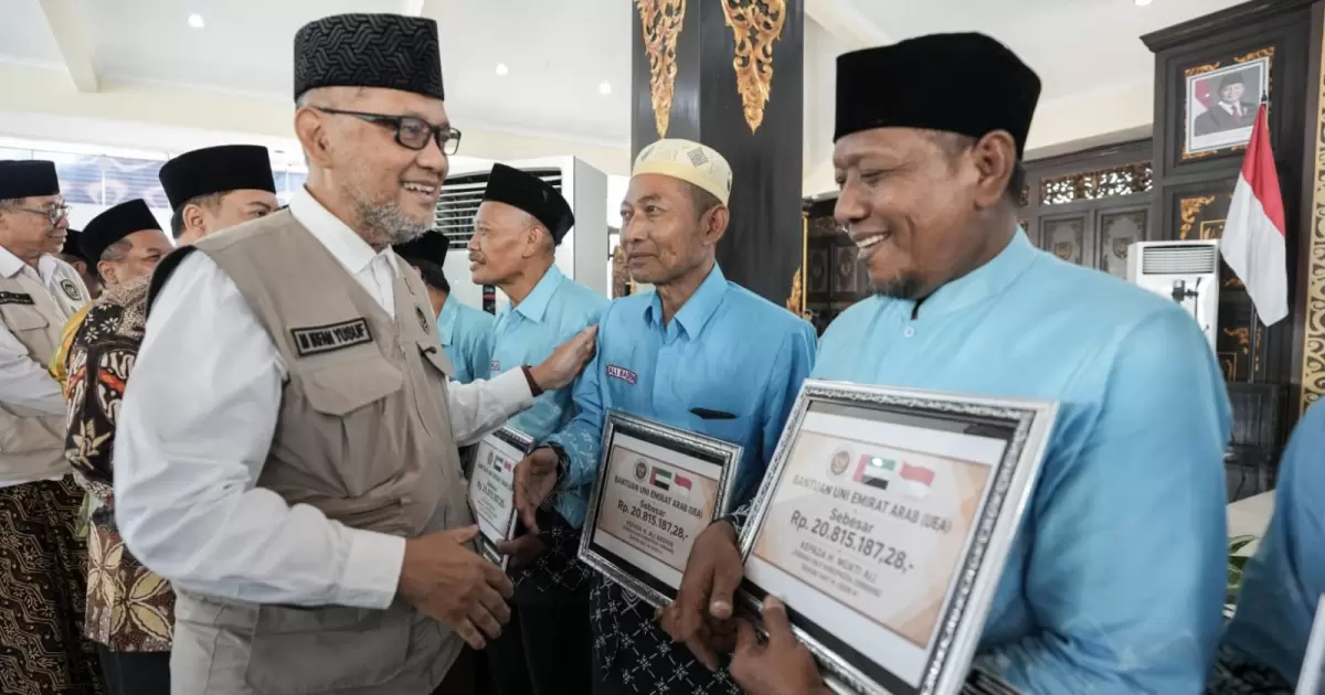 17 Jamaah Haji Jombang Terima Bantuan UEA, Kemenhaj Kawal Kepulangan hingga Daerah