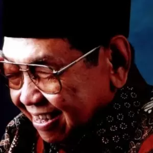 Humor Gus Dur di Muktamar Lirboyo: Pengurus NU Dekat Bupati, Lupa Berkah  Gusti