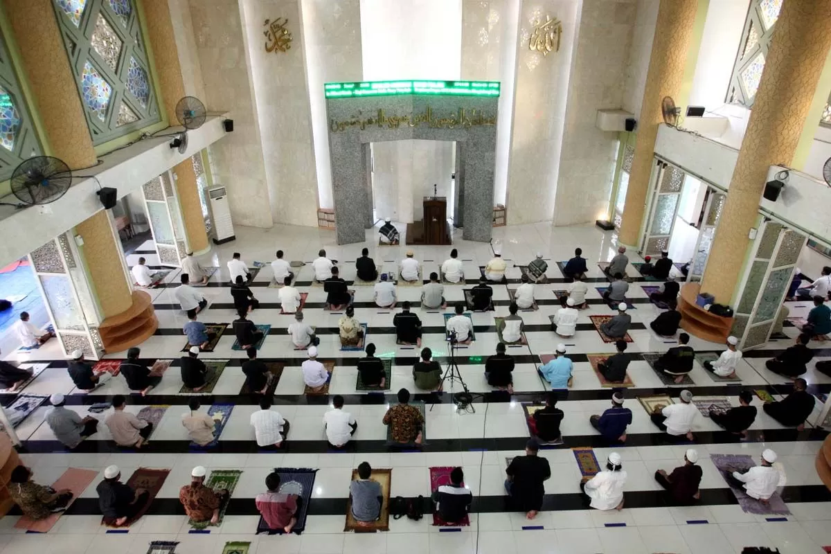 Covid 19 Meningkat, MUI Imbau Masyarakat Ikuti Prokes Saat Ibadah