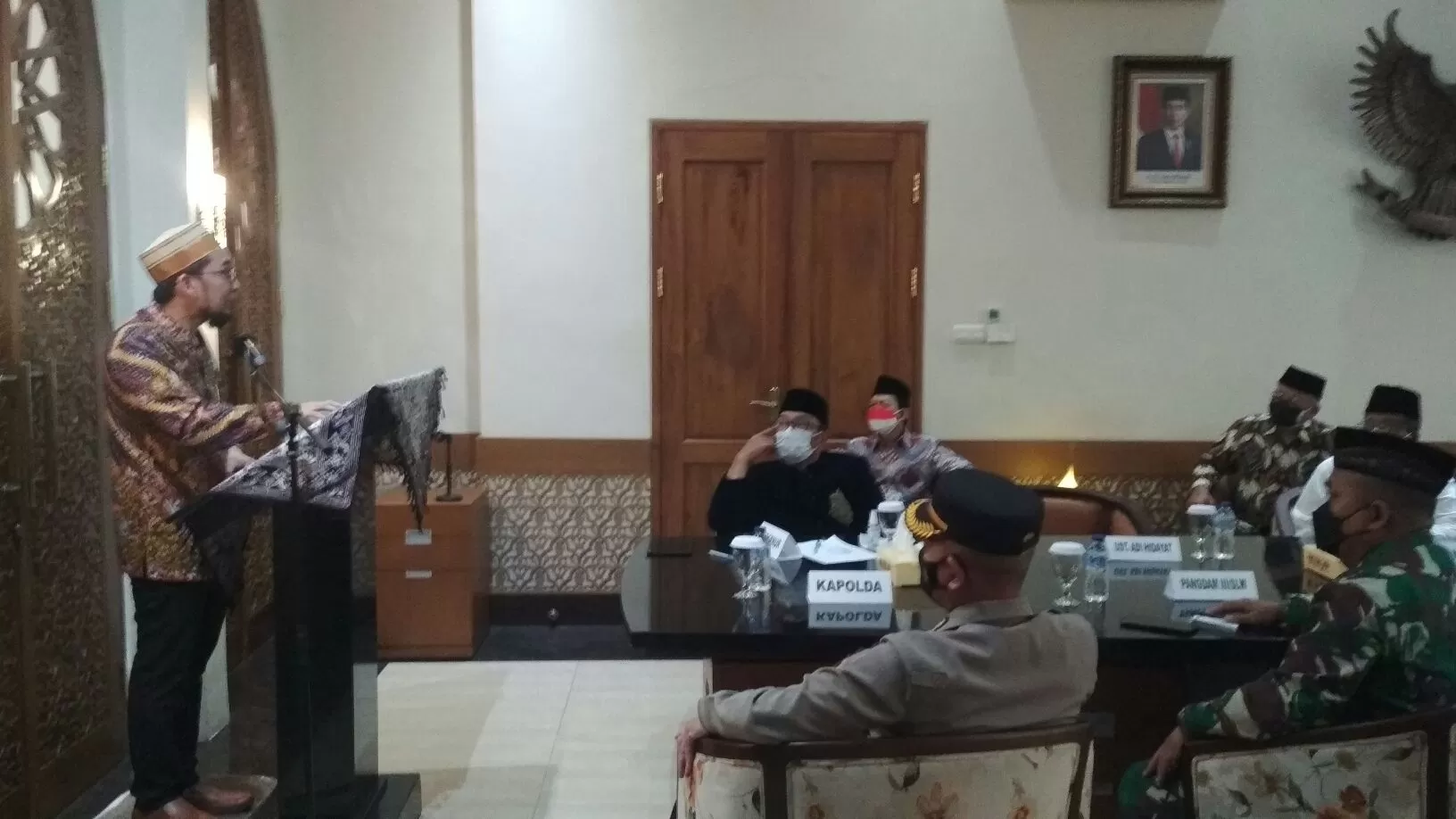 Ustaz Adi Hidayat: Berbanggalah Jadi Warga Indonesia Sebab Keturunan Langsung Nabi Ibrahim