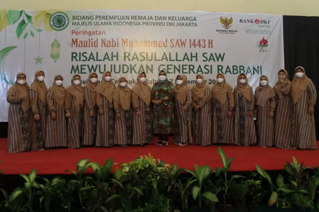 Ketua TP PKK Provinsi DKI Jakarta Hadiri Peringatan Maulid Nabi Muhammad bersama PRK MUI Jakarta
