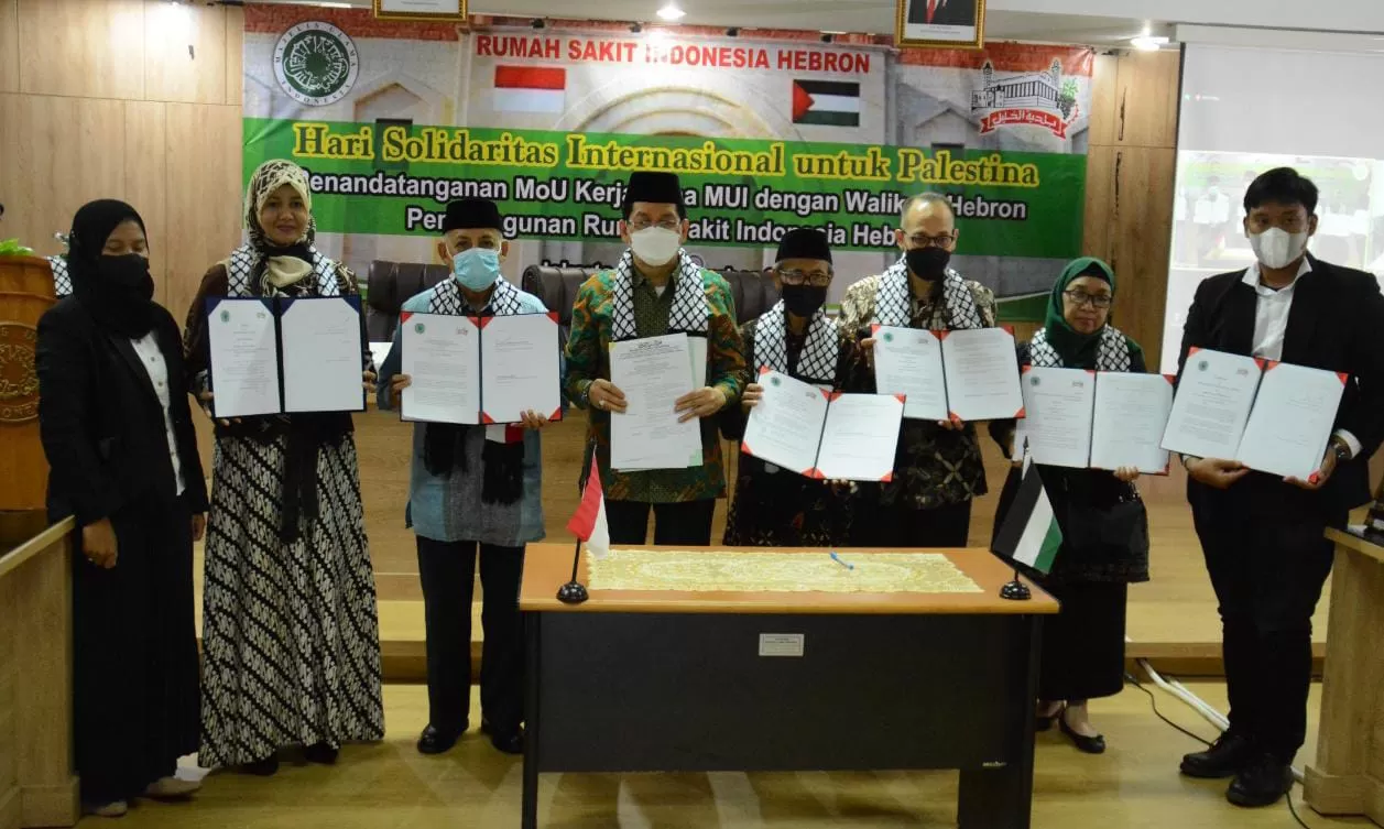 MUI Teken MoU Pembangunan RSIH dengan Wali Kota Hebron