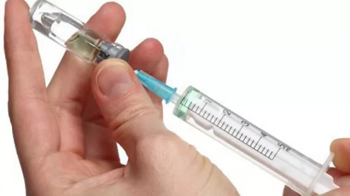 Ketua Komisi Fatwa Jelaskan Perbedaan Pendapat Terkait Suntik dan Obat Mata Saat Puasa