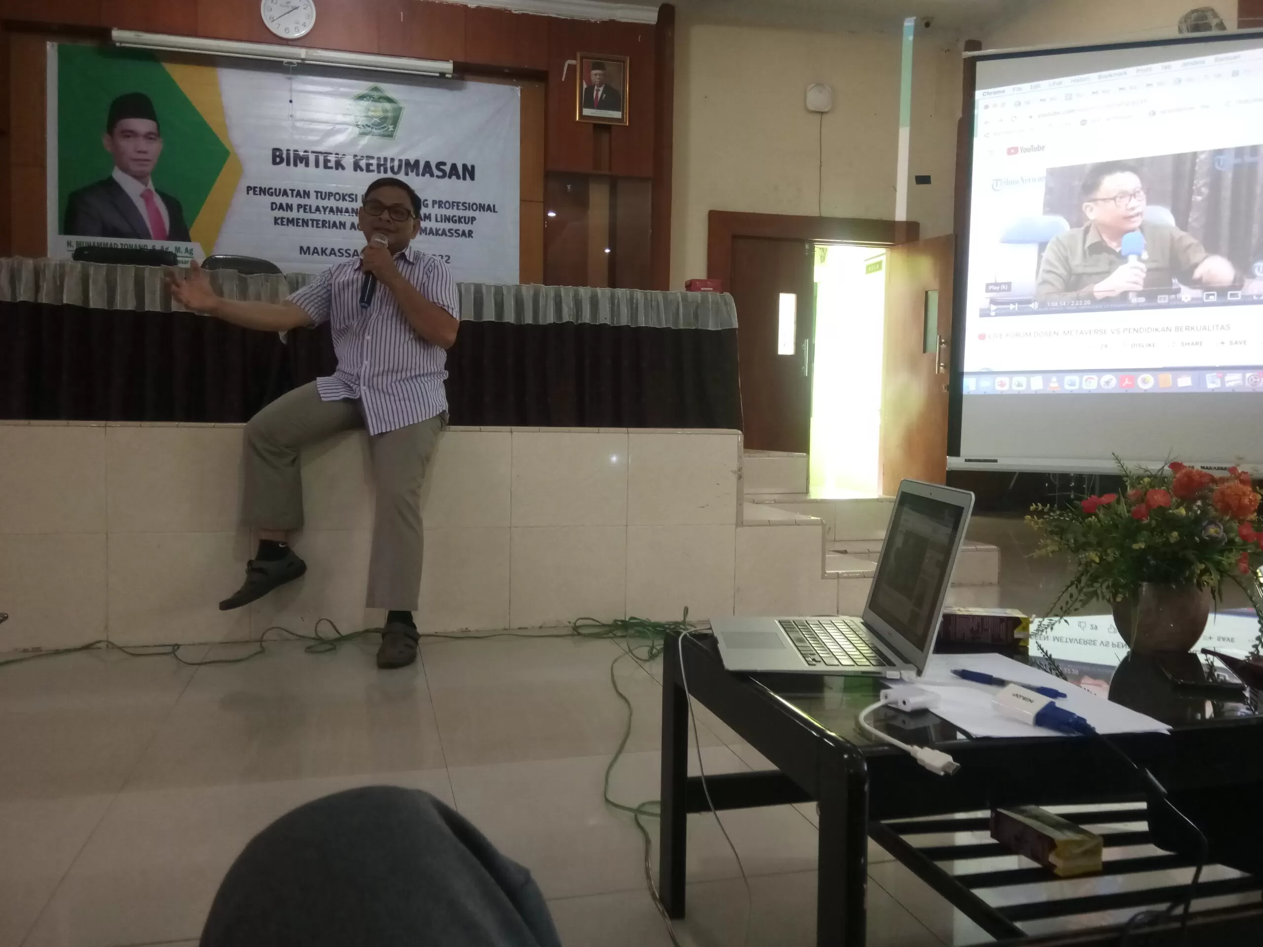 Islam Moderat dan Bimtek Kepenulisan Kemenag Makassar