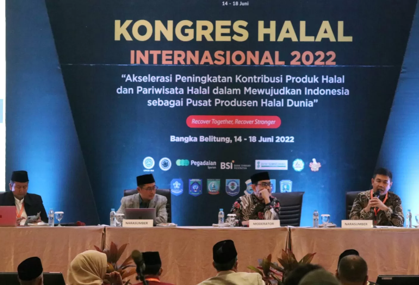 Hadiri KHI 2022, Kementerian Investasi Ajak Ulama Fokus ke Pengembangan Industri Halal