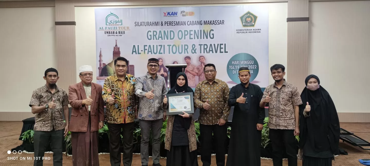 Peresmian Al Fauzi Tour dan Travel Makassar, KH Ruslan: Jangan Bersaing di Harga tapi Pelayanan