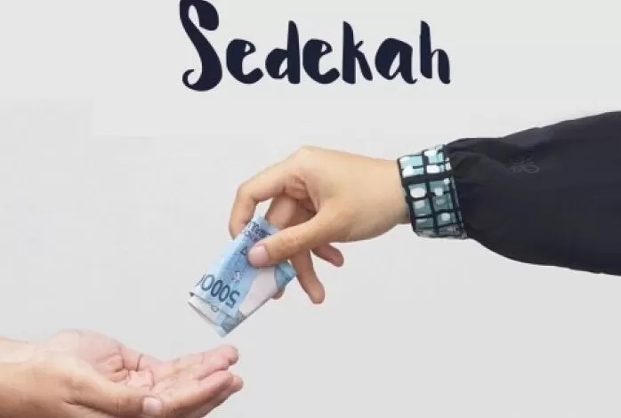 GORESAN HATI: Sedekah Untuk Diri Sendiri, Ini Kata Rasulullah