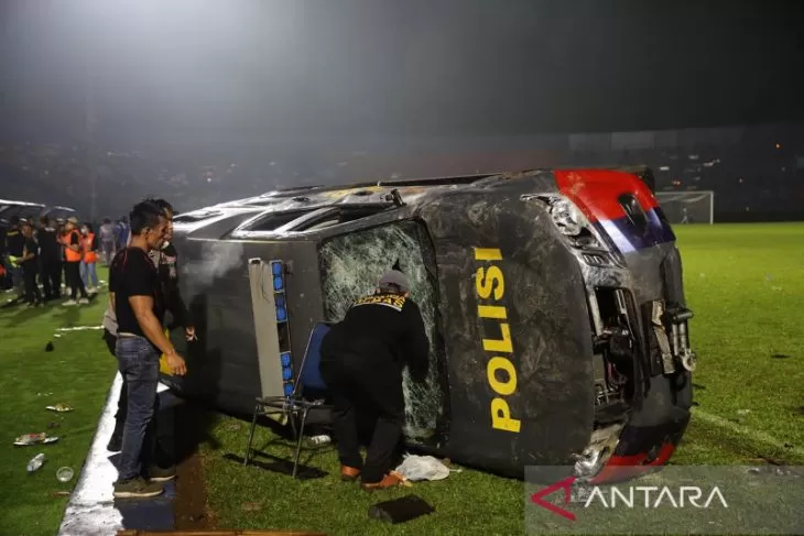 Tragedi Stadion Kanjuruhan, Ketua MUI Ingatkan Hak-Hak Jenazah Harus Terpenuhi