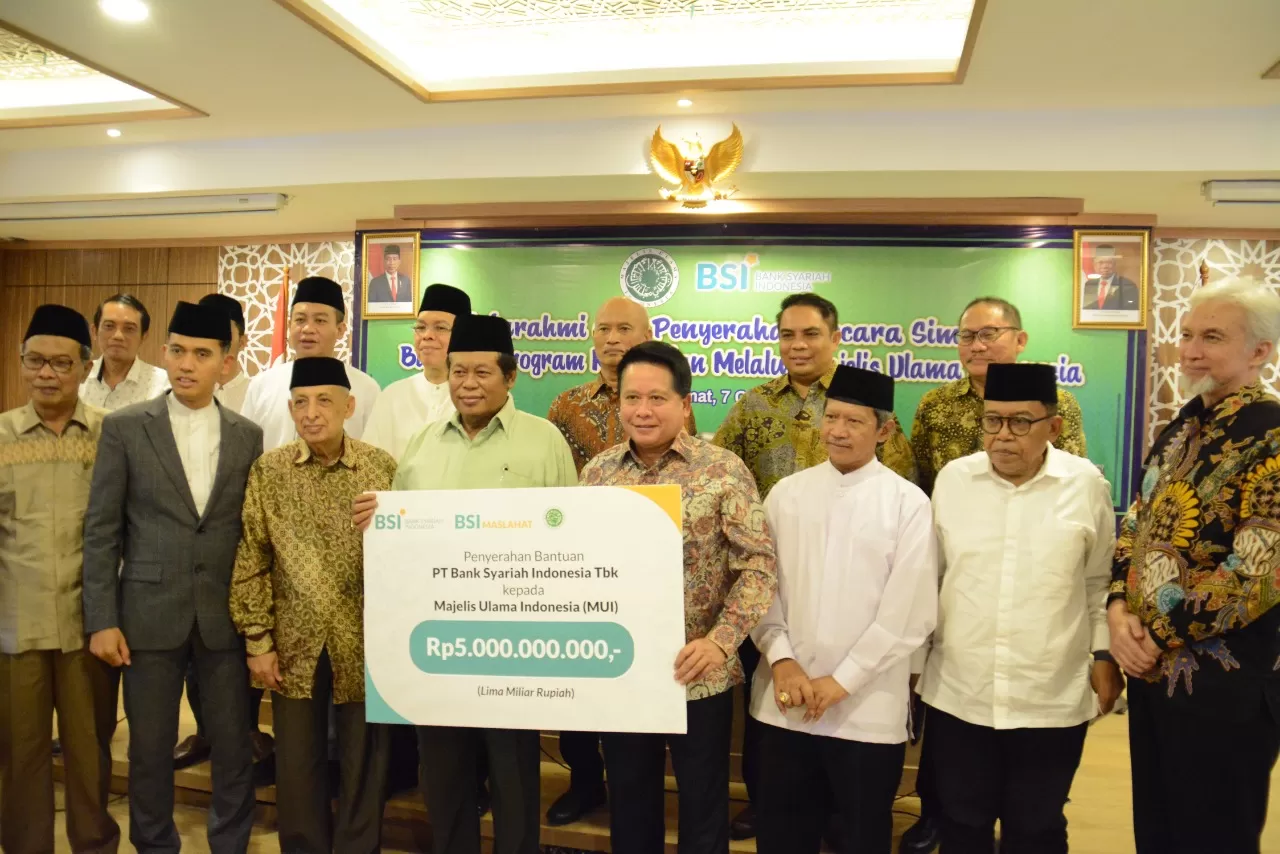 BSI Salurkan Dana Bantuan Program Keumatan Melalui MUI