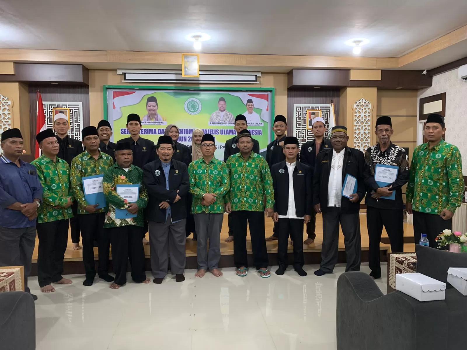 Tiba di Papua Barat untuk Berkhidmat, 8 Dai MUI Disambut Dengan Hangat
