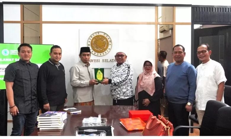 Ketua Umum MUI DKI Bertandang Ke MUI Sulsel
