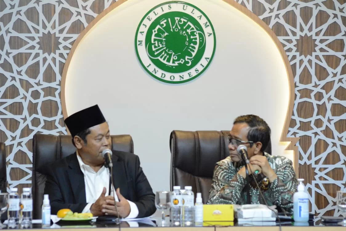 Ditanya Kiai Marsudi Soal KM 50, Prof Mahfud Tegaskan Bukan Pelanggaran HAM Berat