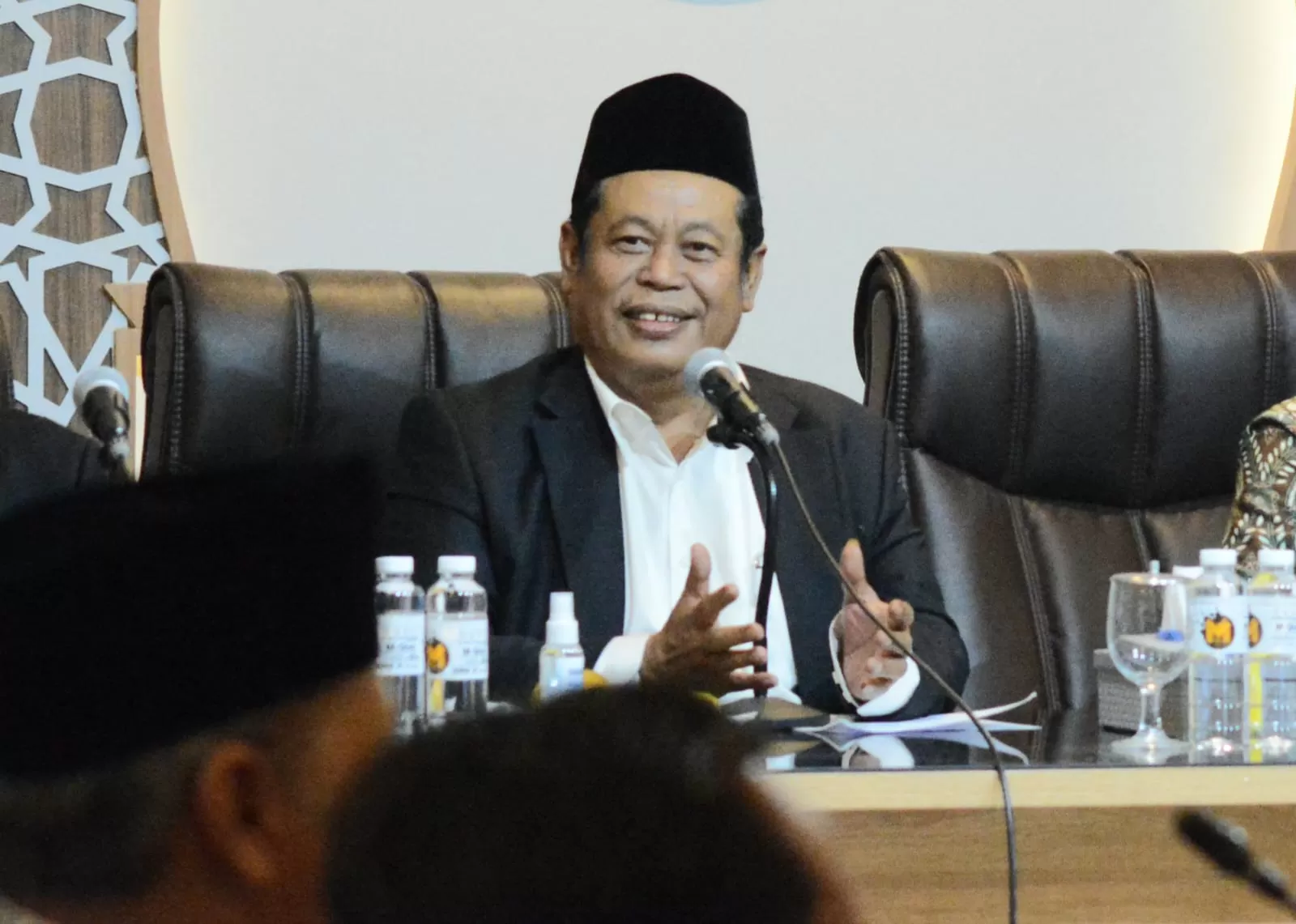 Masjid Jadi Potret Kehidupan Dunia Akhirat, Begini Penjelasan KH Marsudi Syuhud