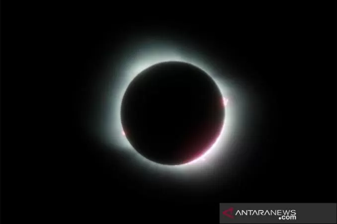 Hukum dan Tata Cara Shalat Gerhana Bulan