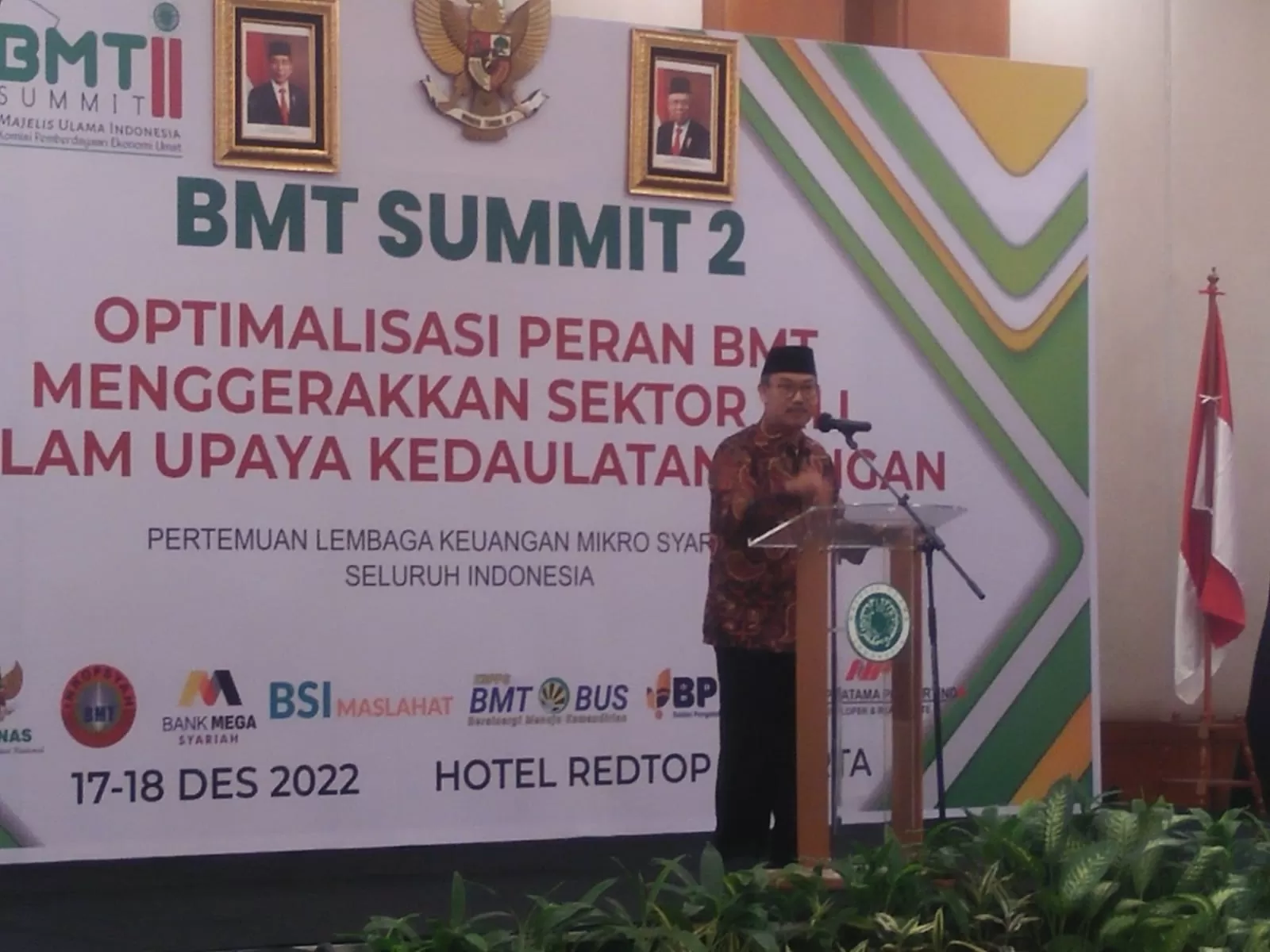Pembukaan BMT Summit II, Ketua MUI Sampaikan Dua Tantangan BMT