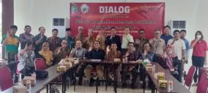 Foto bersama usai pelaksanaan Dialog