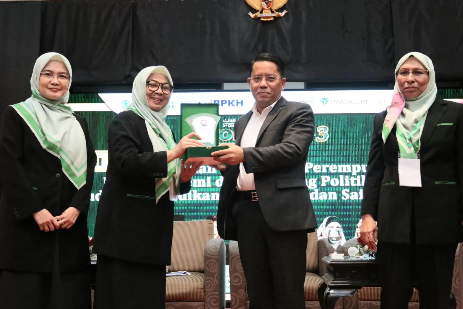 Prof Kamaruddin Amin: Pandemi Covid-19 Picu Perempuan Pikul Beban Lebih Besar