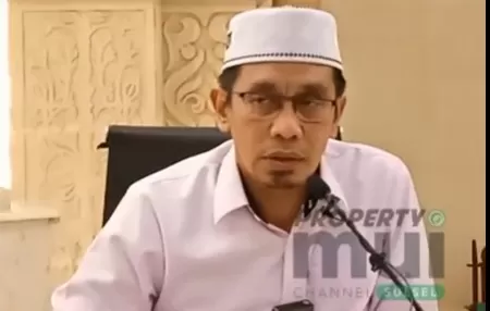 HIKMAH HALAQAH: Sahabat Berebut Rambut Nabi