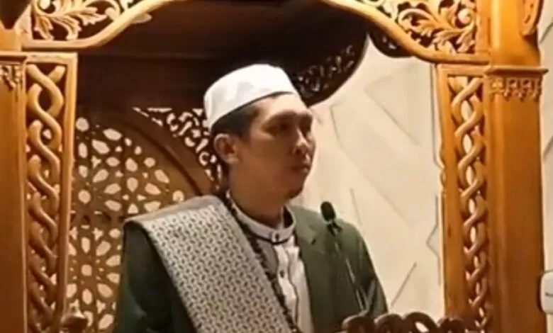 HIKMAH HALAQAH: Keutamaan Malam Lailatul Qadar